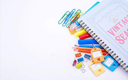 乌苏开放大学的学费多少钱？