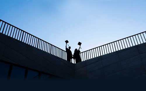 同德开放大学的招生对象是哪些？