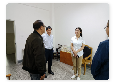 雅安市教育局局长王欣调研雅安开放大学工作