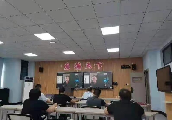 我校召开防御台风“烟花”工作会议