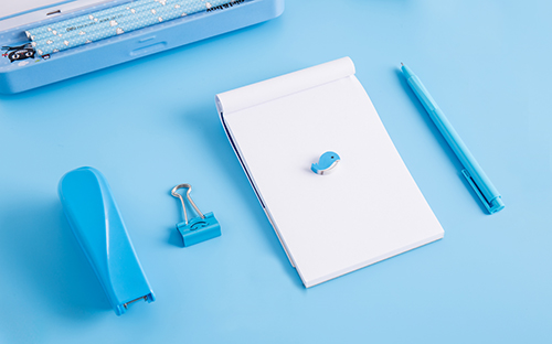 和政开放大学的学费多少钱？