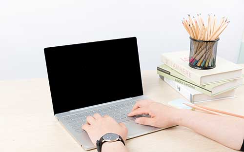 国家开放大学学历有用吗？要到校上课吗？