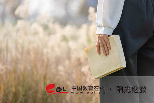 国开考试不及格可以拿毕业证吗？如何申请补考？