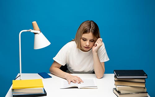 国家开放大学的学历是全国都认可吗？毕业难不难？