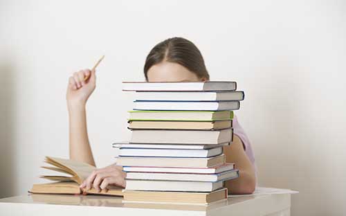 国家开放大学什么时候入学？每年几月份报名？