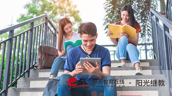 国家开放大学的报名条件有哪些？可以考公务员吗？