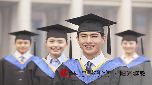 国家开放大学报名方式是线上报考吗？哪些专业比较实用？