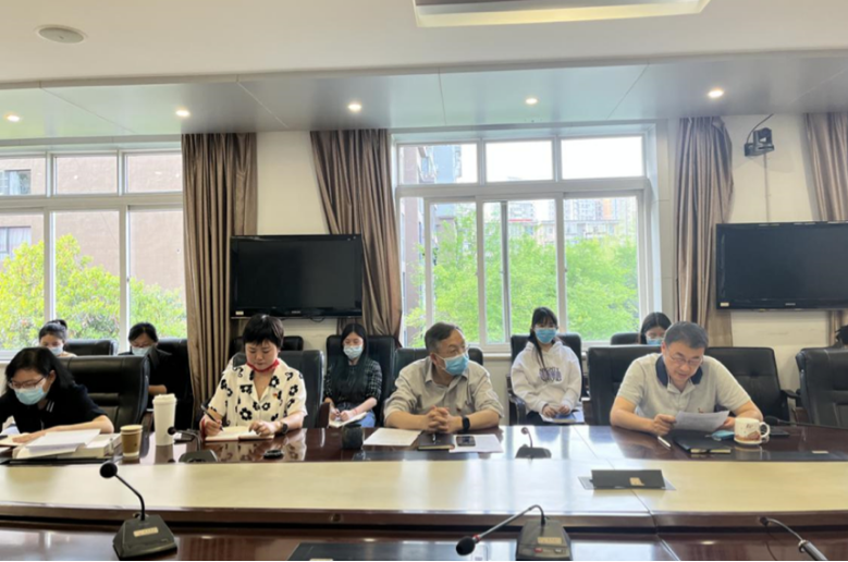 学校各支部召开2021年度组织生活会并开展民主评议党员工作