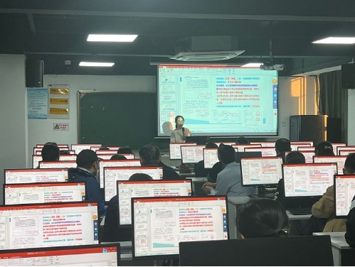 马鞍山开放大学（网络教育部）开展实践环节指导教师培训会