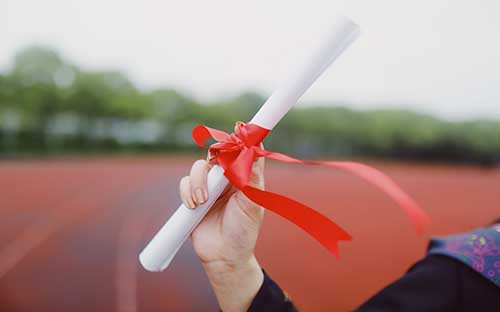 英国杜伦大学一年学费多少钱