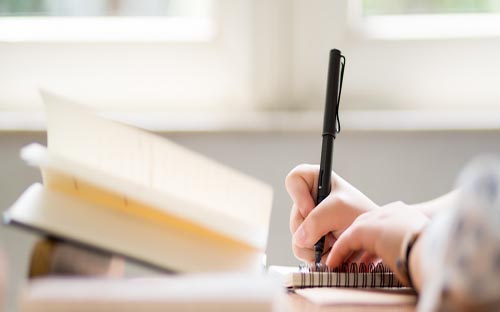 英国留学历史专业排名 英国留学优势专业排行