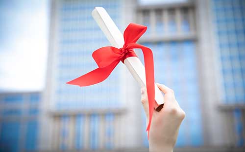 大学生日本出国留学条件 办理日本留学签证所需材料