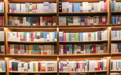 上海国际高中学费是多少，上海国际高中21所有哪些学校