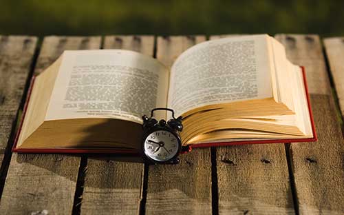 英国留学硕士几年回国？英国留学硕士优势专业有哪些？