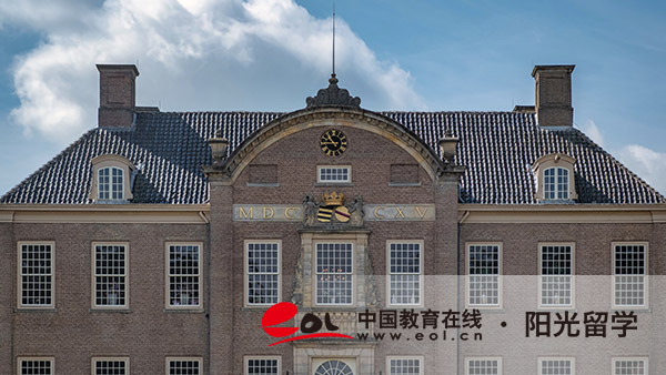 美国配饰设计专业本科留学有哪些条件 美国配饰设计专业本科留学有哪些条件