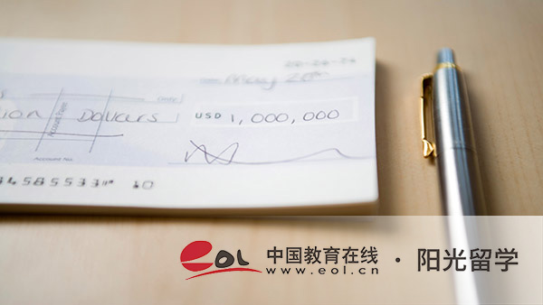 美国时尚管理专业本科留学本科申请条件