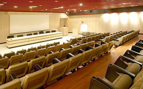 北京新府学国际高中报名多少钱