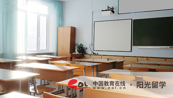 集美大学2+2中外合作国际本科费用多少钱一年