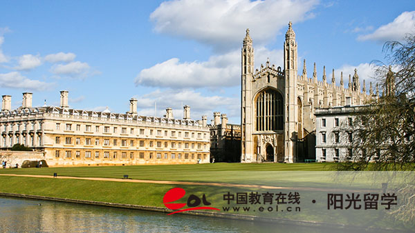 英国游戏设计专业研究生留学费用需要多少钱