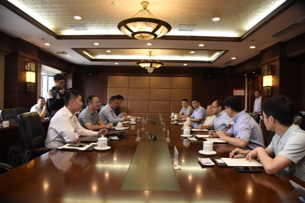 中科院苏州纳米所来电子科技大学洽谈合作