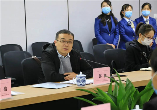 彩虹中学开展智慧校园示范校实地调研认定 —陕西站—中国教育在线