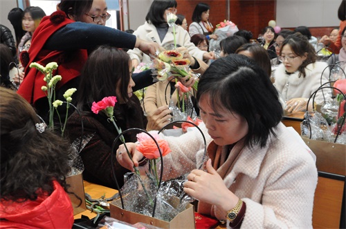 德信体育第四章 东方式花艺设计