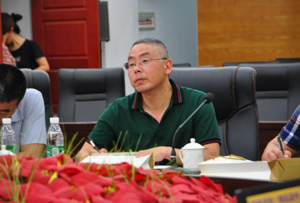 理县名校长工作室一行到遂宁中学观摩学习