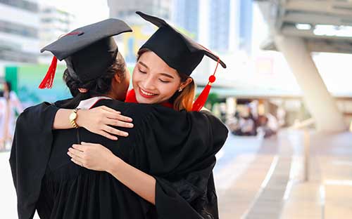 查尔斯特大学总花费是多少