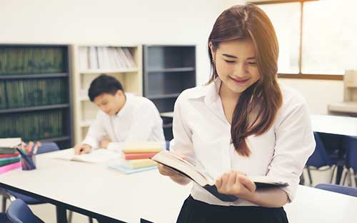 新西兰奥克兰大学留学一年费用和专业介绍