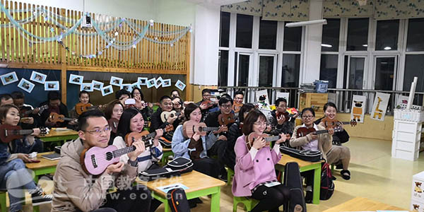 天水幼儿园召开新学期家长会:家园互动 携手共