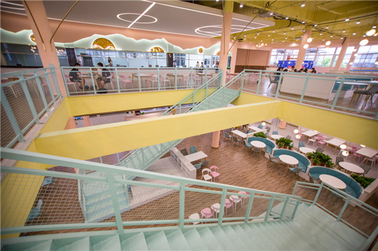 北欧ins风宁波财经学院的高颜值网红食堂成打卡胜地