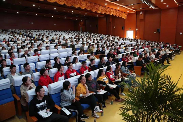 嘉兴火车站到南湖_嘉兴南湖高级中学_嘉兴 南湖晚报