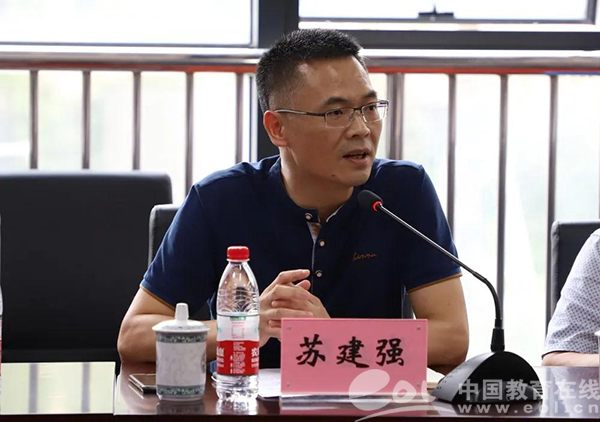 滨江区班主任学院_班主任队伍建设_班主任的德育教育
