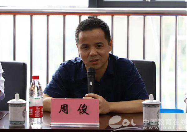 班主任队伍建设_班主任的德育教育_滨江区班主任学院