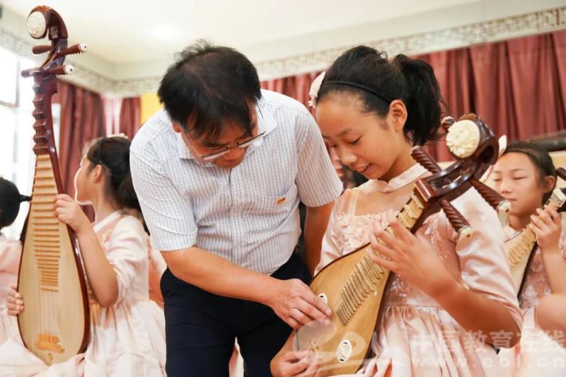 校长专访丨杭州采荷第二小学教育集团校长吴树超:用三