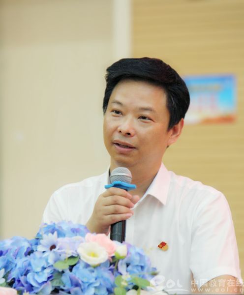 杭六中校长周建卫开学第一课:有一个名字,叫担当 —浙江站—中国教育