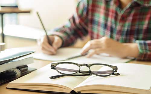 新生报名自考需要哪些手续？有什么条件？