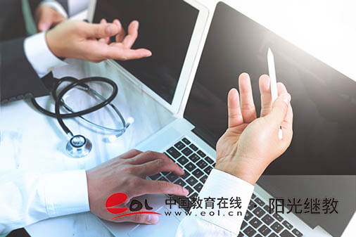 成人自考需要多少费用报名？通过概率如何？