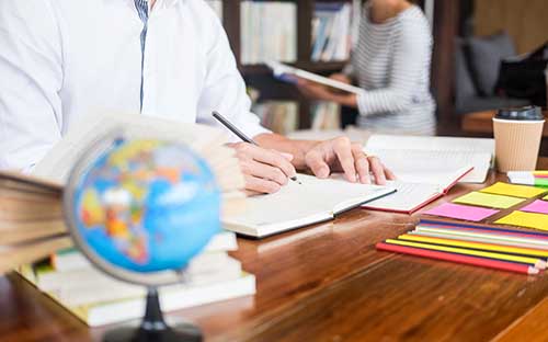 云南保山怎么报名自考本科学历？可以选哪些专业？
