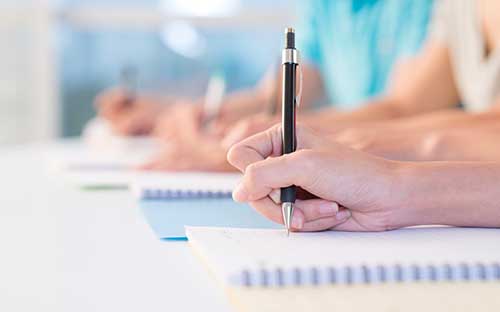 自考报名人数有数量限制吗？考试科目有哪些？