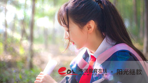 报名自学考试要准备哪些东西？注意事项有吗？