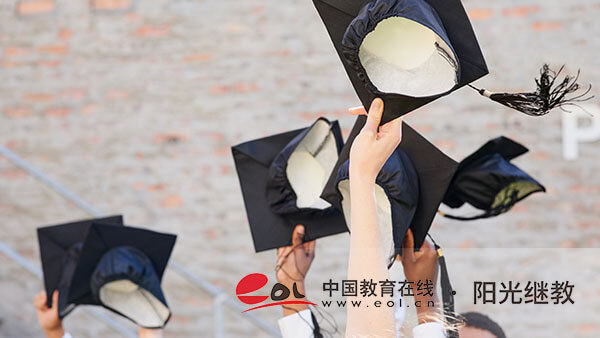 自考本科新闻专业考哪几门？该怎么学？